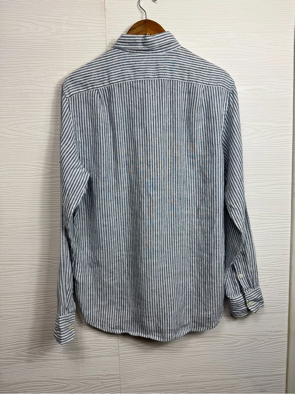 J. Crew Men's Navy and White Vertical Stripe Button-Down Shirt Slim Fit Linen